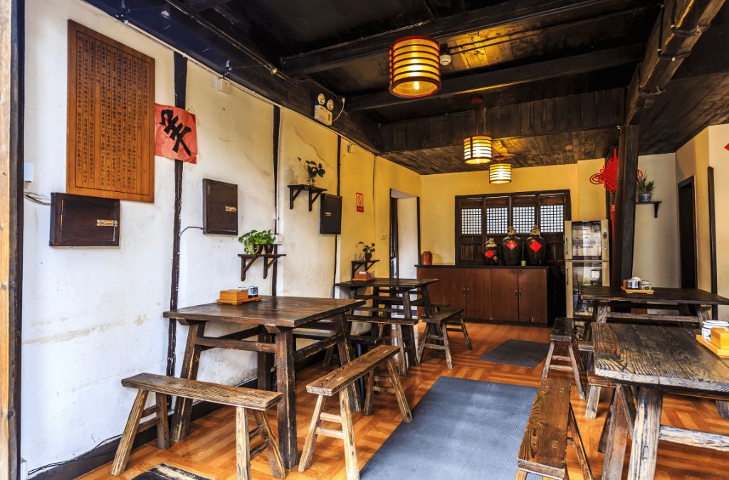 Phòng bếp phong cách Indochine - Zmili Design