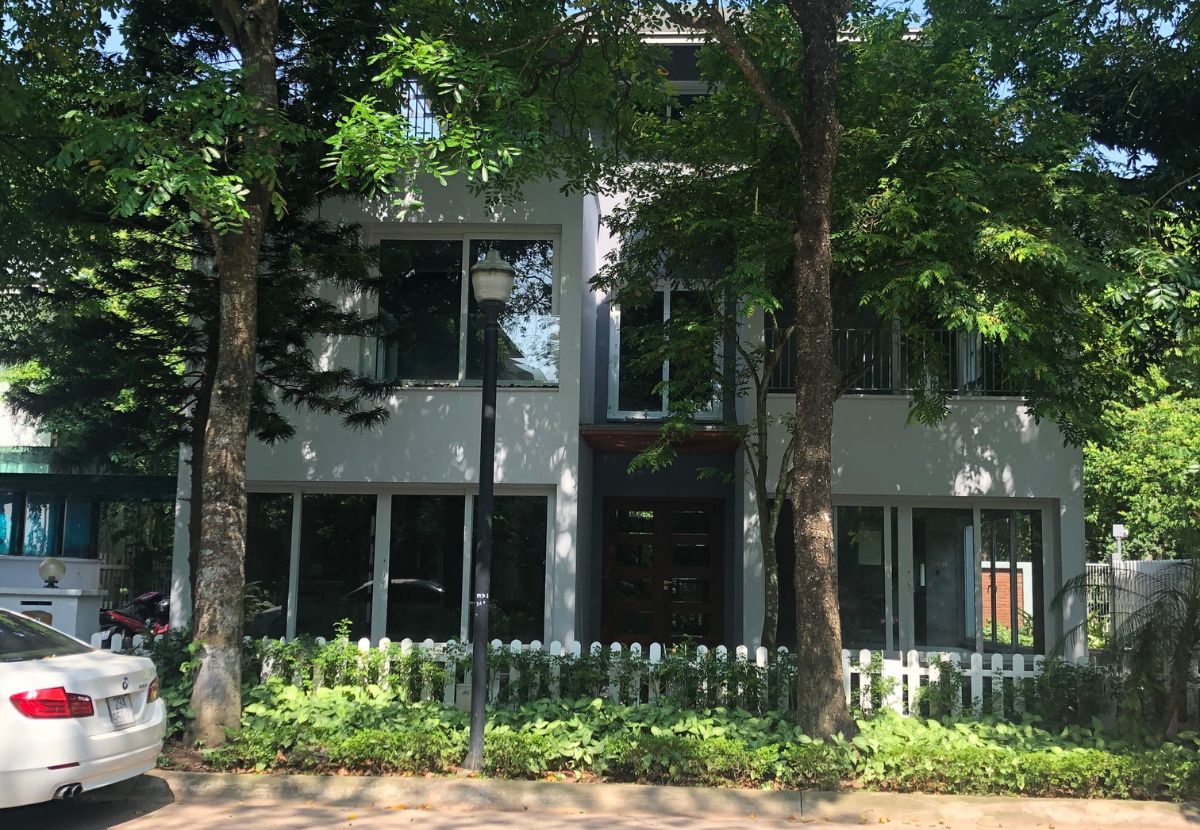 Ảnh thực trạng phần thô biệt thự vườn Mai trước khi cải tạo