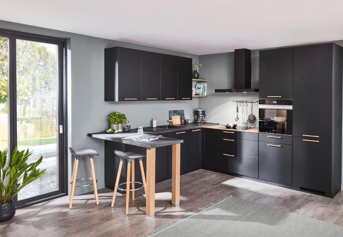 Decor không gian bếp cần bố trí khoa học để thuận tiện đi lại và nấu nướng