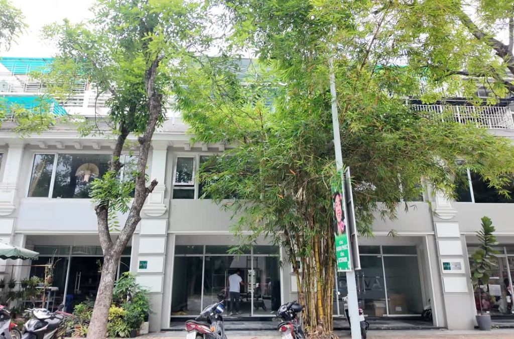 Mặt tiền kiến trúc nhà phố phố Trúc trước khi cải tạo