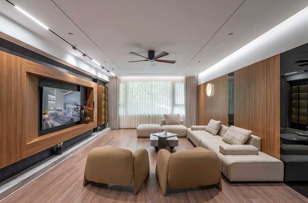 Không gian phòng khách sau khi được cải tạo với phong cách hiện đại