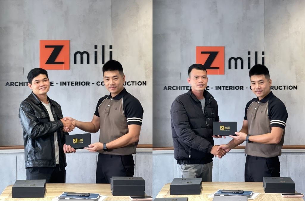 Những món quà nhỏ được trao tay đến từng nhận sự