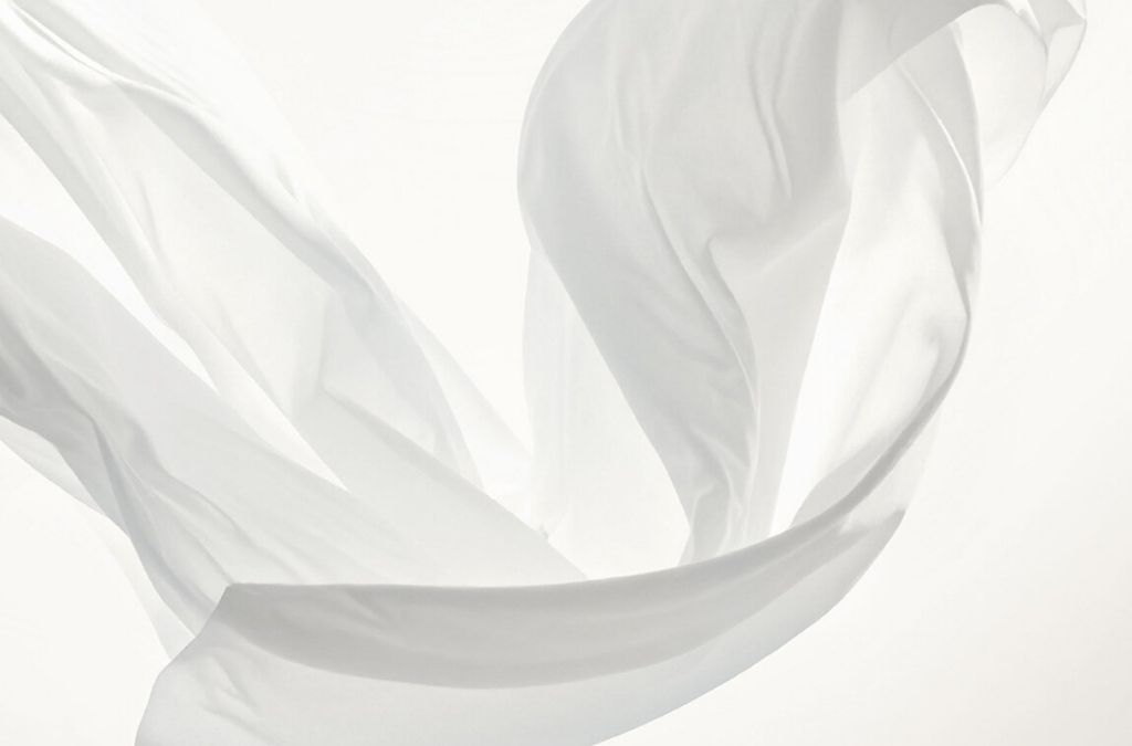 Ứng dụng chuyên sâu trong UI/UX: sự thoái trào của #FFFFFF?