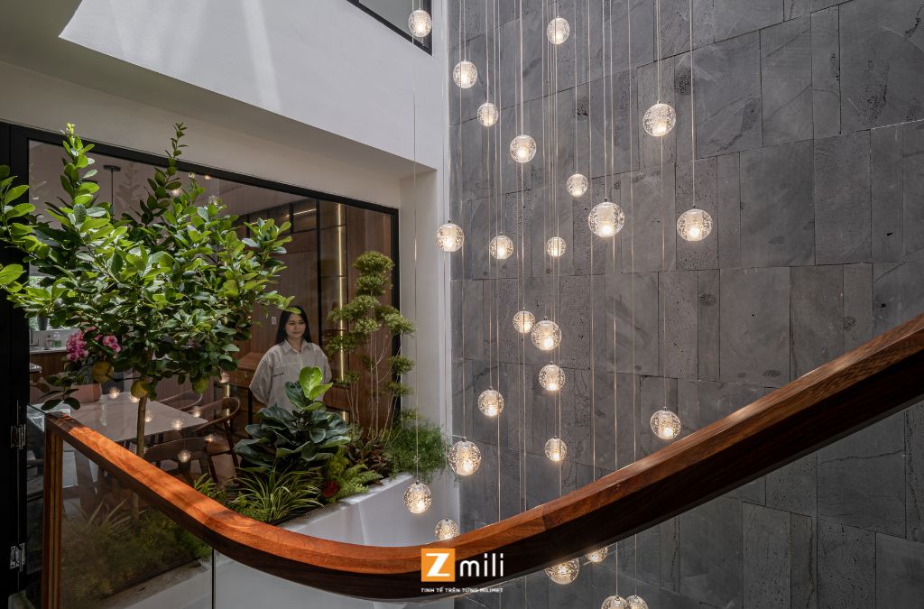 Nhà phố độc bản với kiến trúc thông tầng tối ưu ánh sáng tự nhiên