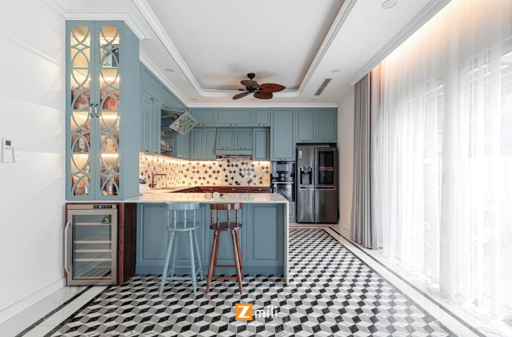 Phòng bếp vườn Mai Villa với gam màu xanh Pastel đẹp, tiền lợi