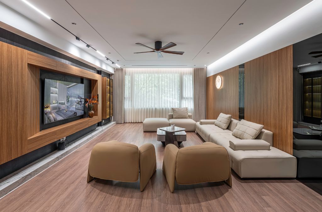 Không gian khách lúc nào cũng thoáng đãng nhờ ánh sáng tự nhiên