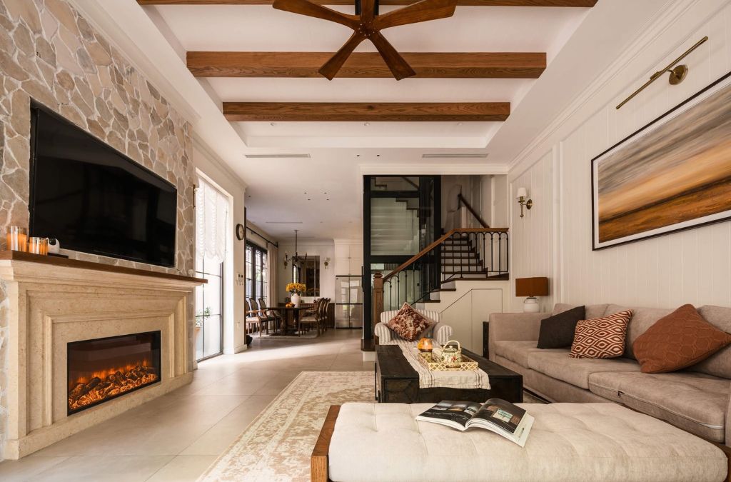 Thang máy là một giải pháp cần thiết cho không gian nhà phố 4,5 tầng​​​